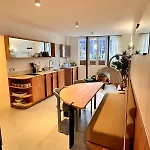 Charming 3-Room Apartment In Montmartre