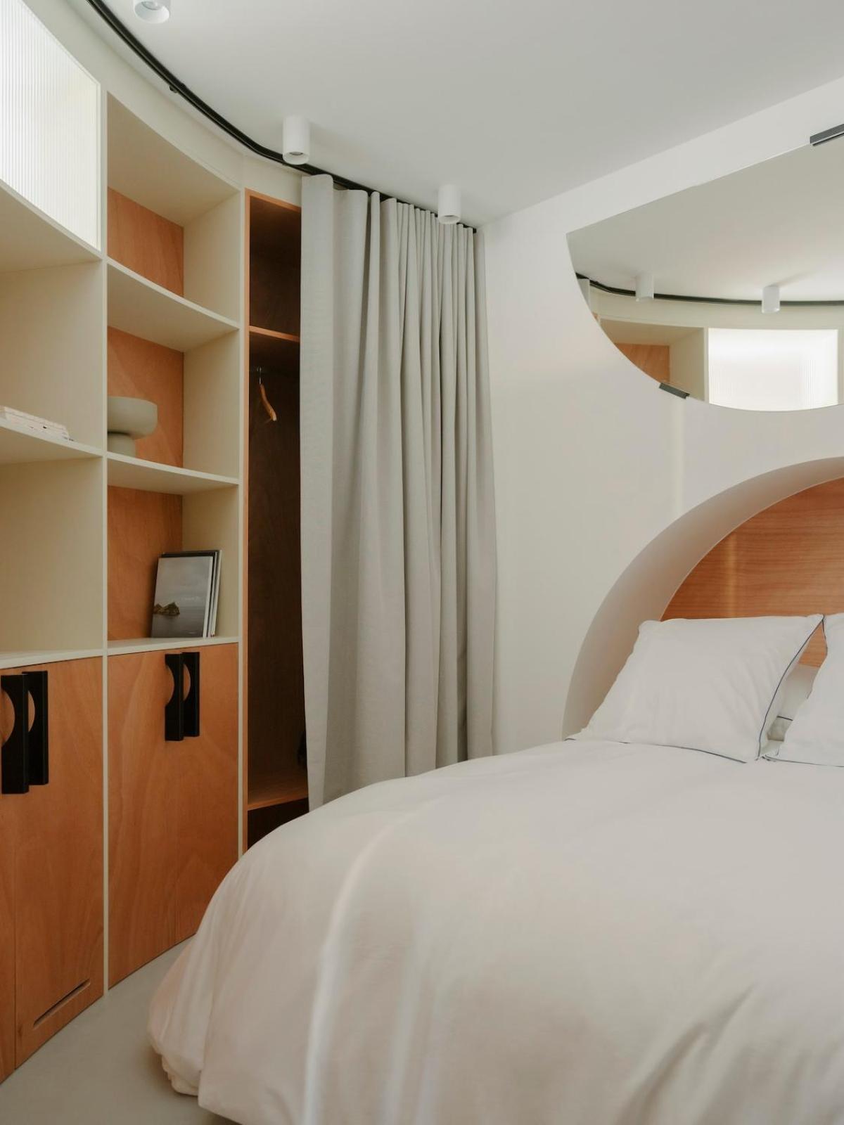Charming 3-room In Montmartre